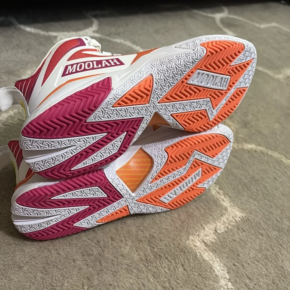 Moolah nwot pink